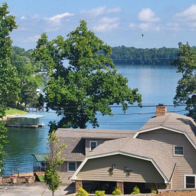 New Home, Dock, Kayaks, Game Room, Water Views Winchester Exterior photo